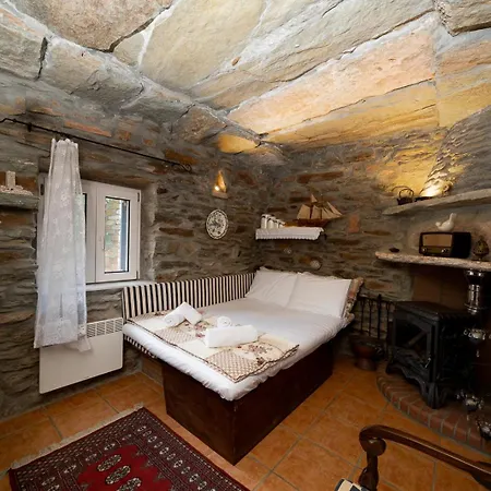 Drakos Retreat Kea *