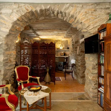 Drakos Retreat Kea Ioulis