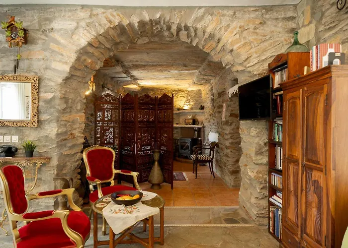 Drakos Retreat Kea Ioulis